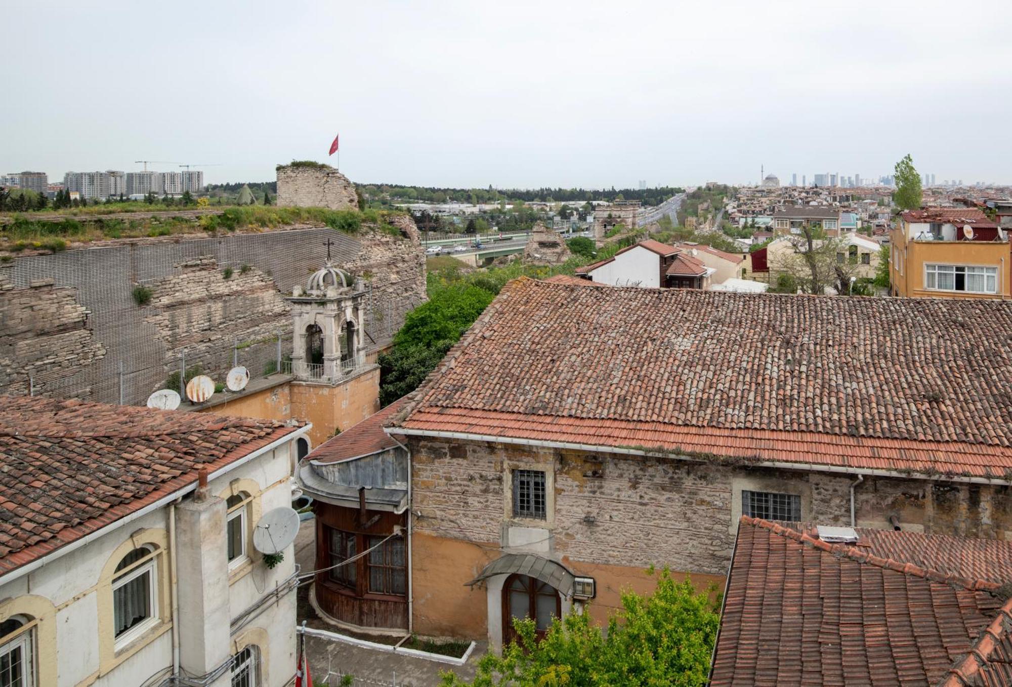 Istanbul Efes Hotel Exterior photo
